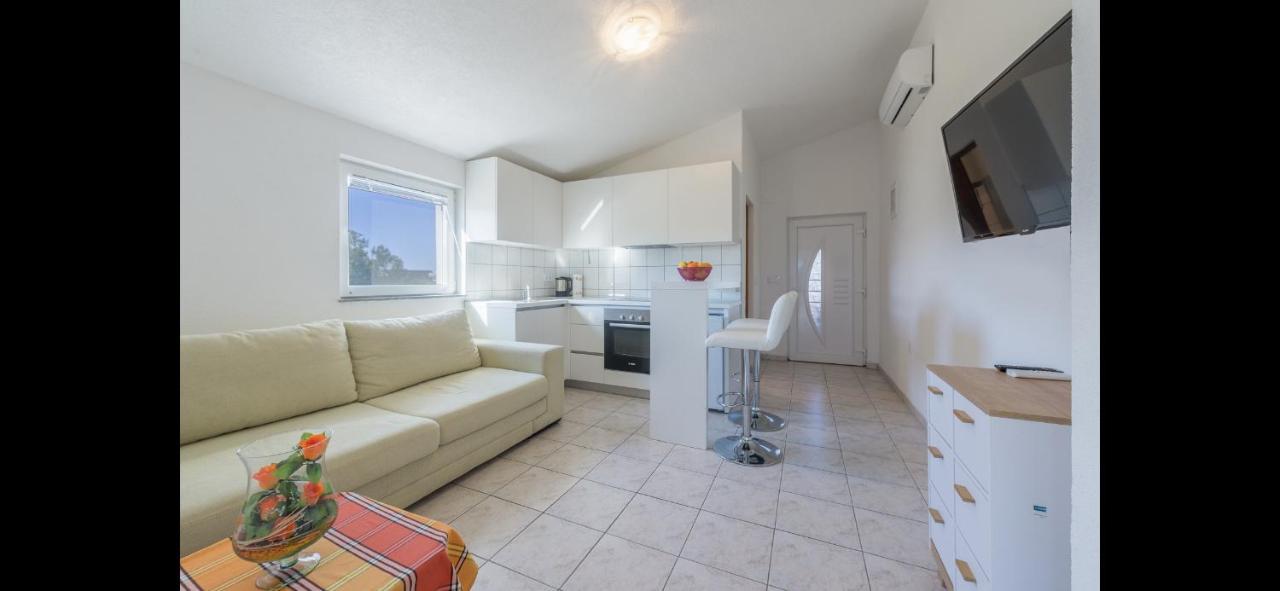 ויר Aurum Luxury Apartments מראה חיצוני תמונה